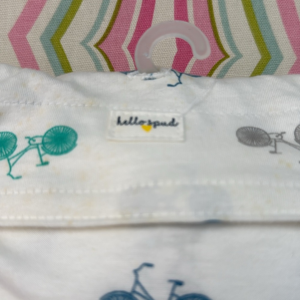 Hello Spud Infant Fitted Crib Sheet, bicycle pattern, 💯 % organic cotton - Picture 2 of 2